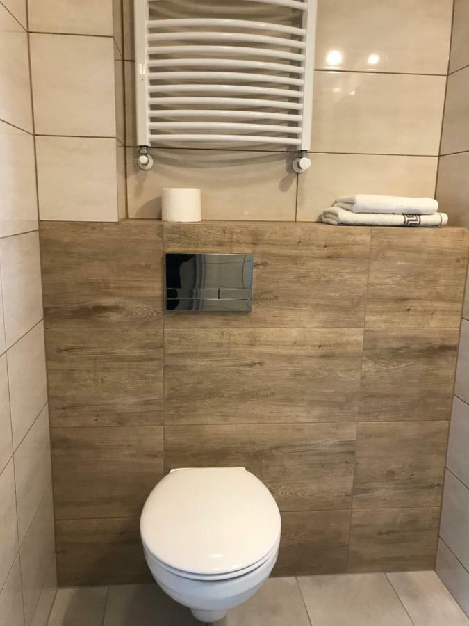 10tka Juliana Homestay Leba