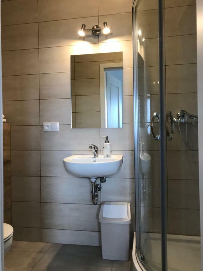 10tka Juliana Homestay Leba